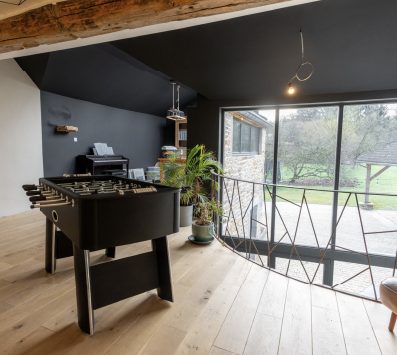 Rea 1 aspect ratio 380